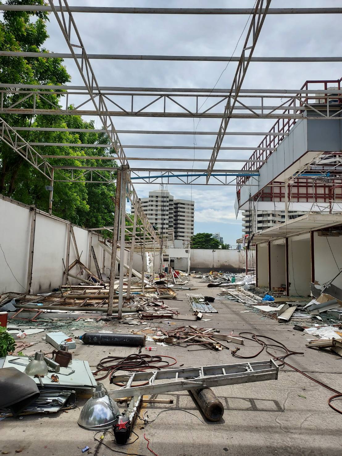 21 - https://ทรัพย์ปัญญารื้อถอนทุบตึก.com | ทรัพย์ปัญญารื้อถอนทุบตึก - บริการทุบรื้อถอนสิ่งปลูกสร้างทุกชนิด ทุบตึกรื้อถอนบ้านไม้เก่า บ้านพัก เพื่อการก่อสร้างใหม่ ยินดีให้บริการงานทุกระดับ ด้วยทีมงานมืออาชีพ 21 - https://ทรัพย์ปัญญารื้อถอนทุบตึก.com | ทรัพย์ปัญญารื้อถอนทุบตึก - บริการทุบรื้อถอนสิ่งปลูกสร้างทุกชนิด ทุบตึกรื้อถอนบ้านไม้เก่า บ้านพัก เพื่อการก่อสร้างใหม่ ยินดีให้บริการงานทุกระดับ ด้วยทีมงานมืออาชีพ