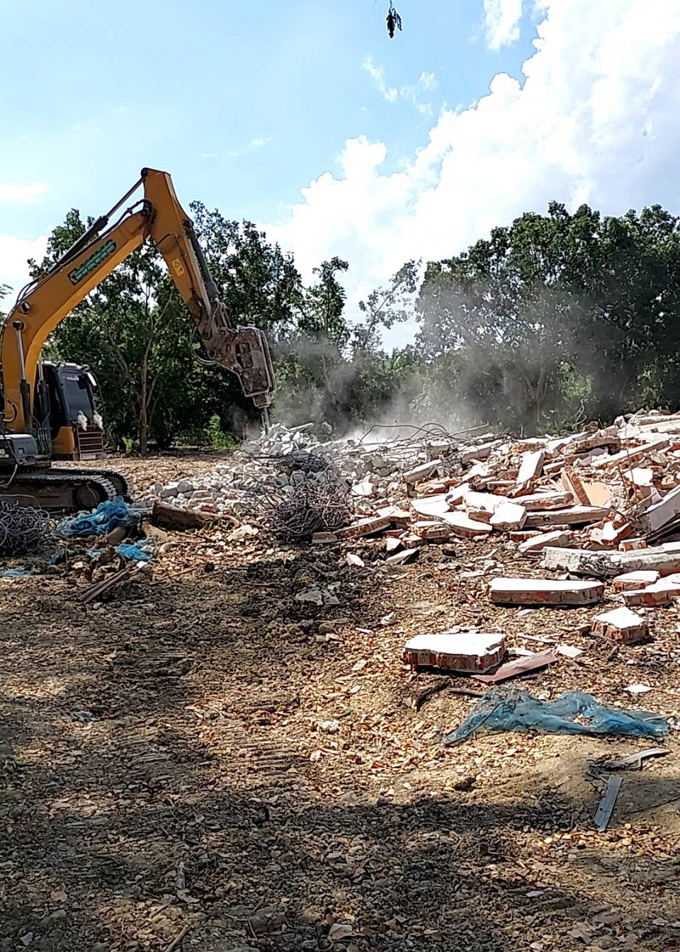 32 - https://ทรัพย์ปัญญารื้อถอนทุบตึก.com | ทรัพย์ปัญญารื้อถอนทุบตึก - บริการทุบรื้อถอนสิ่งปลูกสร้างทุกชนิด ทุบตึกรื้อถอนบ้านไม้เก่า บ้านพัก เพื่อการก่อสร้างใหม่ ยินดีให้บริการงานทุกระดับ ด้วยทีมงานมืออาชีพ 32 - https://ทรัพย์ปัญญารื้อถอนทุบตึก.com | ทรัพย์ปัญญารื้อถอนทุบตึก - บริการทุบรื้อถอนสิ่งปลูกสร้างทุกชนิด ทุบตึกรื้อถอนบ้านไม้เก่า บ้านพัก เพื่อการก่อสร้างใหม่ ยินดีให้บริการงานทุกระดับ ด้วยทีมงานมืออาชีพ